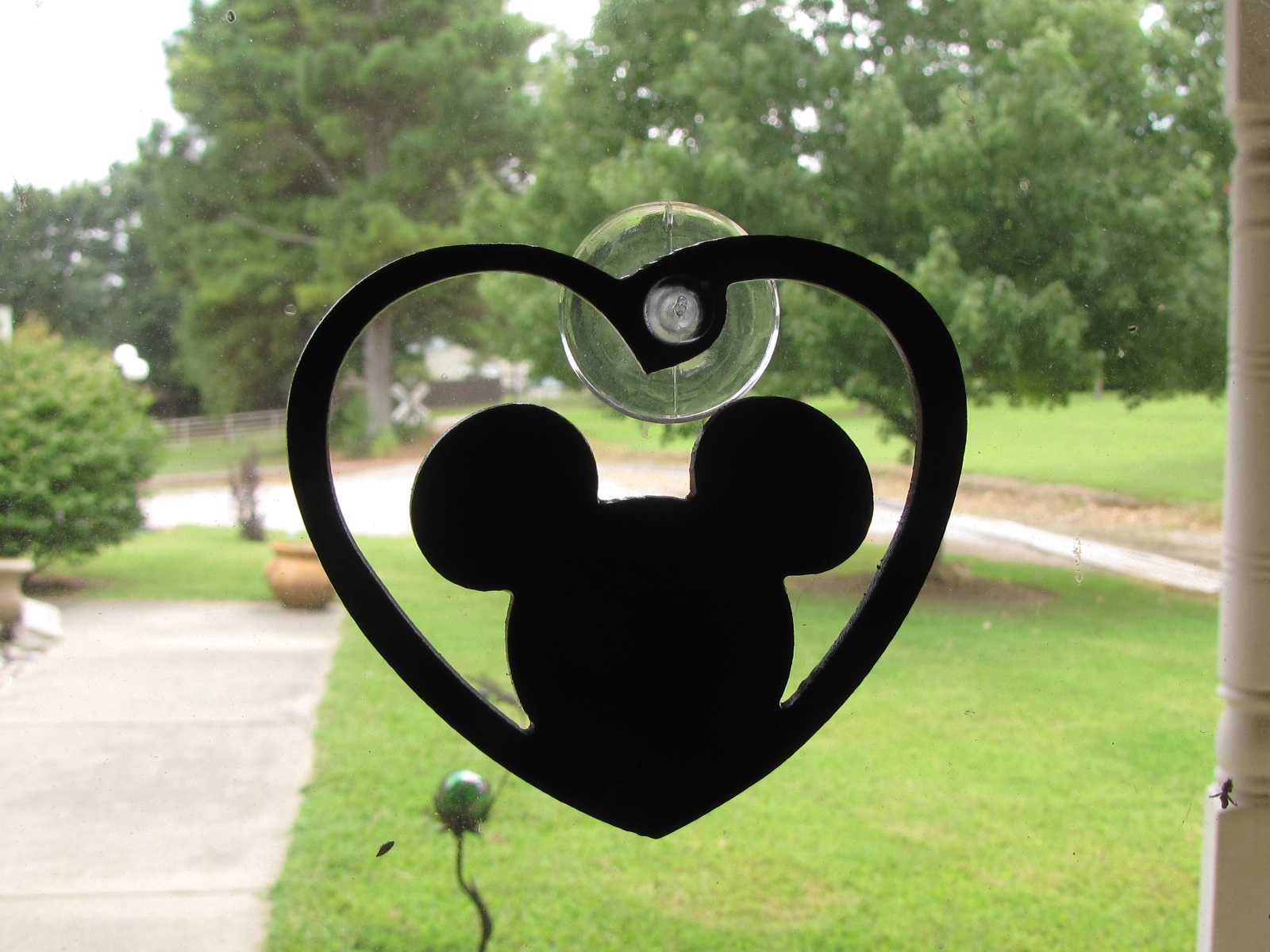 window art mickey mouse head